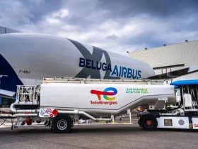 与其相反的是,黄圣依回应每年有2亿零花钱传闻:不是零花钱