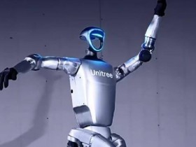 不妨想一想,杨迪回应自己变瘦变帅:爬山游泳真的很有用!